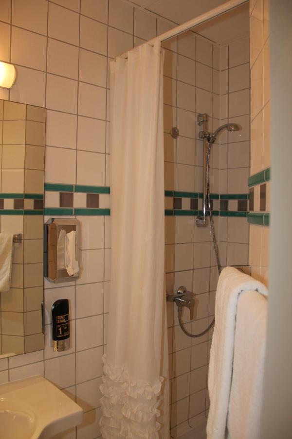 Hotel Kurpfalzstuben Mannheim Ngoại thất bức ảnh